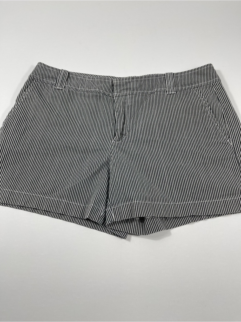 Soho New York & Company Women’s Size 8 Strip Chino Shorts Casual SKU#0192